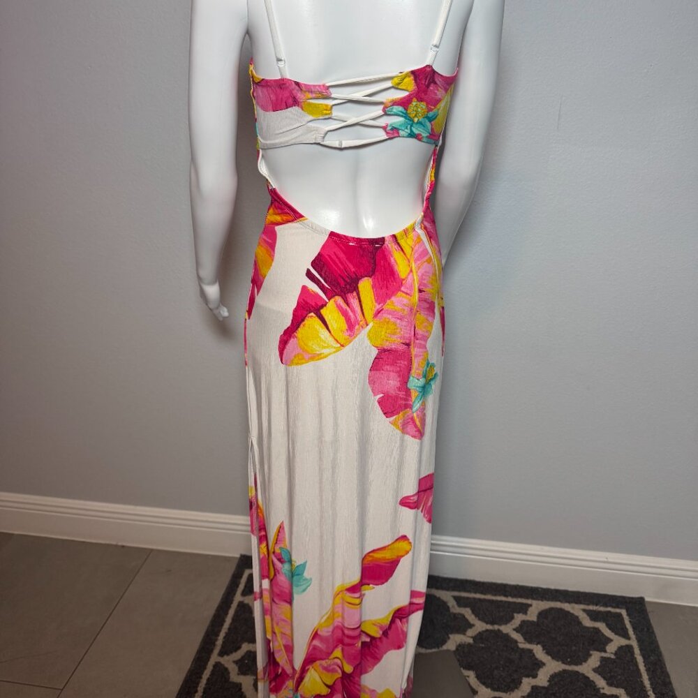 Fashion Nova Tropical Vibes Floral Maxi Dress - Picture 6 of 6